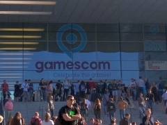 Gamescom 2015 Day One - Nintendo News, Metal Gear Solid 5, and Street Fighter V