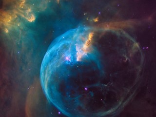 Hubble Telescope Spots Star 'Inflating' Giant Bubble on Its 26th Birthday