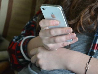 Ending Your Texts With a Full Stop Is Rude: Study