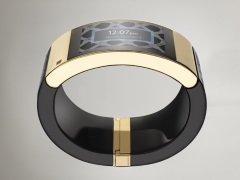 Intel MICA Smart Bracelet Unveiled for Fashion-Conscious Women