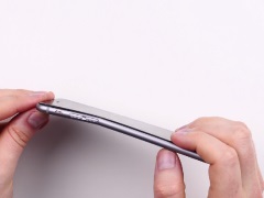 iPhone 6 Plus Bending: Asus, HTC, KitKat, LG, and Samsung Take Digs