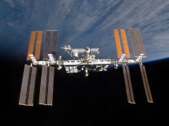 ISS Astronauts Use 'Quest' Airlock to Monitor Lung Health
