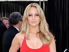 Jennifer Lawrence Nude Photos Leak: Why the iCloud 'Hacked' Theory is Unlikely