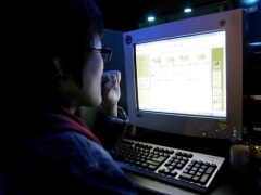 China to Toughen Military Checks to Fight Internet Spying