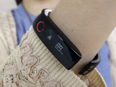 LG Lifeband Touch: First Impressions