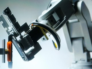Meet Liam, the Apple Robot That Rips Apart iPhones for Recycling