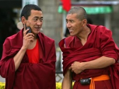 Radical Myanmar Monks Urge 'Muslim' Phone Company Boycott