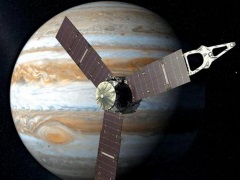 Nasa Says Jupiter's Largest Moon Ganymede Definitely Has an Ocean