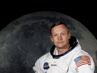 Crowdfunding Raises $720,000 to Restore Neil Armstrong&#039;s Spacesuit