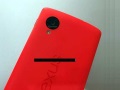 Google Nexus 5 in Red spotted in the wild, Yellow variant also rumoured