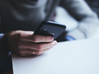 DoT Said to Approach TRAI for Auction of New Spectrum Bands, Radio Waves