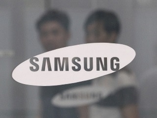 Samsung Says Mobile Payments Data Safe After LoopPay Hack