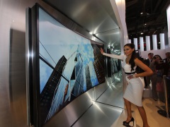 Samsung Launches World's Largest Curved UHD TV at IFA