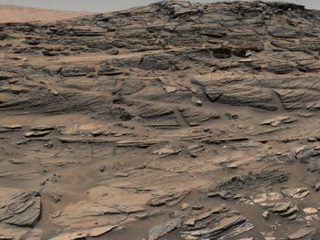 Nasa's Curiosity Rover Captures Petrified Sand Dunes on Mars