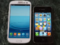 Samsung Galaxy S III vs Apple's iPhone