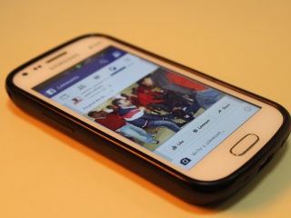 Your Facebook News Feed Will Now Prioritise Friends and Family Over Publishers