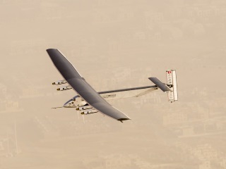 Solar Impulse 2 Leaves Oklahoma for Dayton