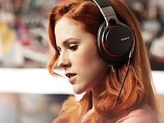 Best Headphones Under Rs. 6,000: December 2014