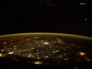 ISS Astronaut Scott Kelly Tweets Images of South India