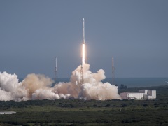 Falcon Rocket Explosion Leaves SpaceX Launch Schedule in Tatters