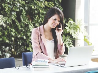 If You Hate Telemarketers, You&#039;ll Love This Robot Designed to Waste Their Time