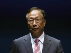 Foxconn CEO Wants to Open 10-12 Centres in India, Create 1 Million Jobs