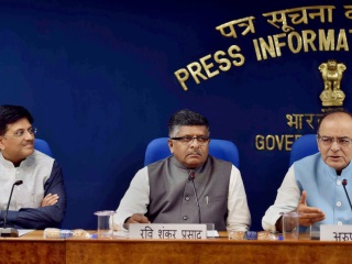 Internet Shouldn&#039;t Be the Monopoly of a Few, Says Communications Minister