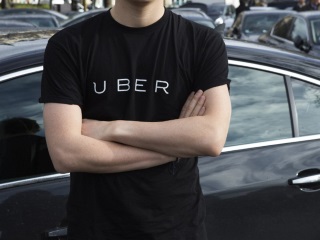 Uber Vows to Stay in Hungary Despite Clampdown