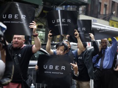 New York Mayor Calls for 'Pause' in Uber's Growth