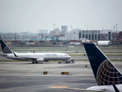 United Airlines Awards Hackers Millions of Miles for Revealing Risks