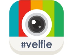 When a Selfie Is Not Enough: India Abuzz Over 'Velfie' Craze