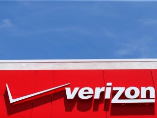 Verizon Posts Subscriber Gain Shortfall, Says Yahoo to Fuel Media Push