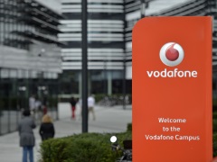 Telecom Spectrum Auction Sees Rs. 4,000 Crore Fall in Highest Bids