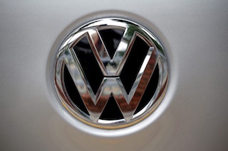Volkswagen Eyes Transportation Deals to Boost Self-Driving Car Plans