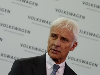 Volkswagen Says Not in Talks With Apple or Google
