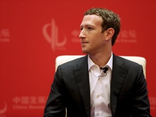 Facebook's Zuckerberg Meets Propaganda Czar in China Charm Drive