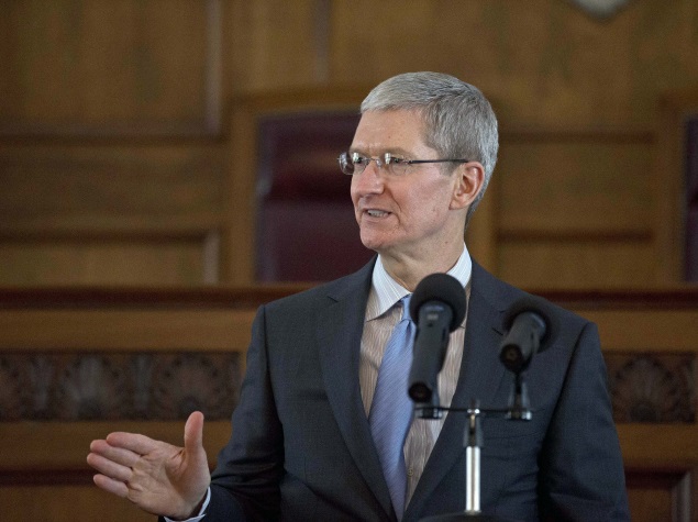 Apple CEO Tim Cook Fires Back as Retailers Block Apple Pay