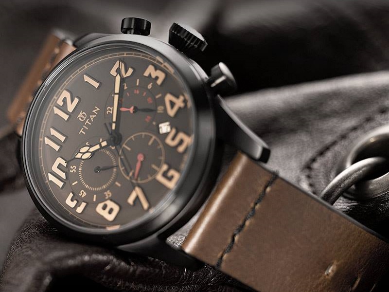 Titan shop watch range