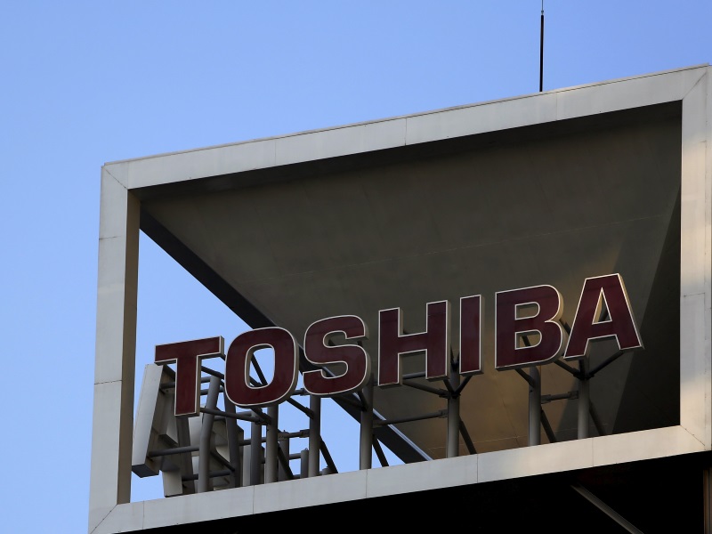 Toshiba Considering Splitting Off Chip Business and Listing It