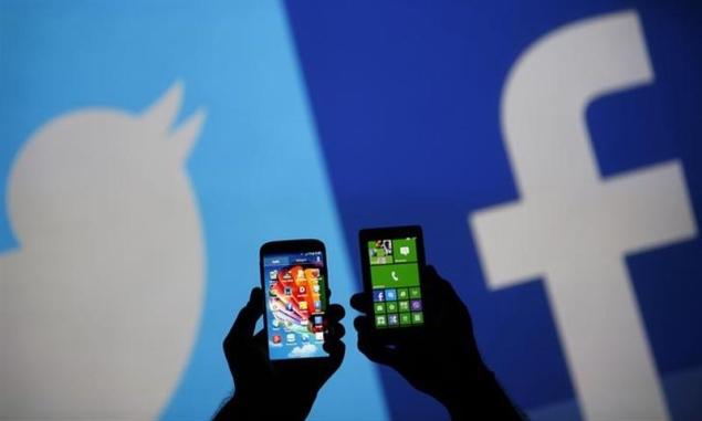 Twitter more popular than Facebook with US teenagers: Survey