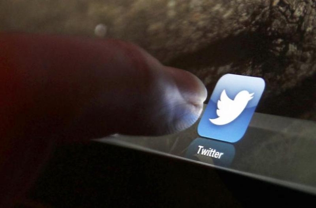 Twitter set to add more banks, finalize fee structure for IPO: Report