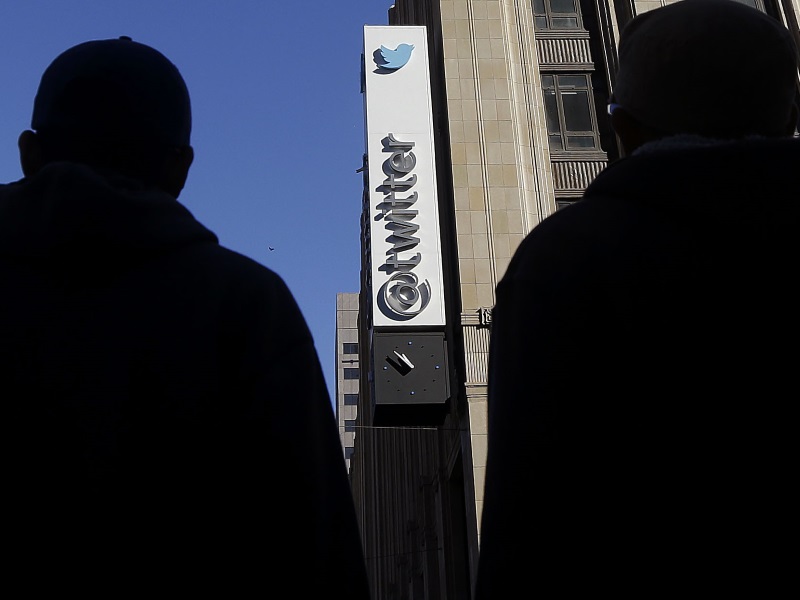 Hamas Slams Twitter for Closing Its Accounts