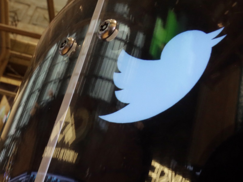 Twitter Partners With Retailers for 'Buy Now' Button