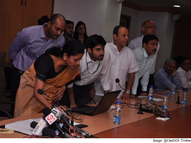 Commerce Ministry Launches 'Twitter Seva' for Grievances, Queries