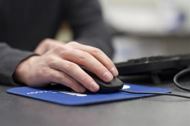 US Internet users more worried about hacking than privacy: Survey