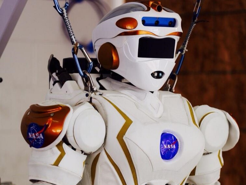 Nasa's Valkyrie Robots Set the Table for Human Life on Mars