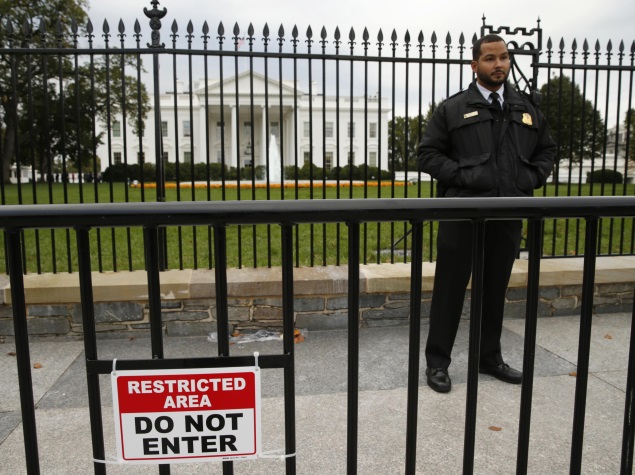 Racist Search Term Points to White House in Google Maps