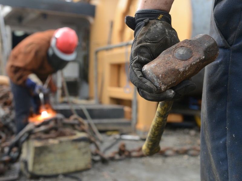 Swiss Reject Free Income Plan After Worker vs Robot Debate