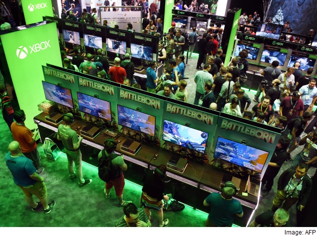 Console Kings Battle With Grand Games and Virtual Worlds