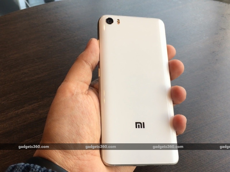 xiaomi_mi_5_gadgets_360_video_screenshot_back.jpg